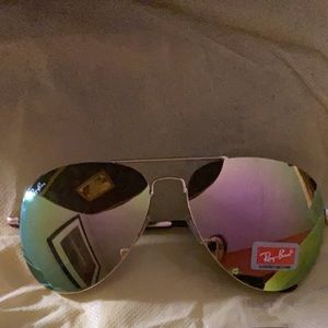 Ray ban aviators new